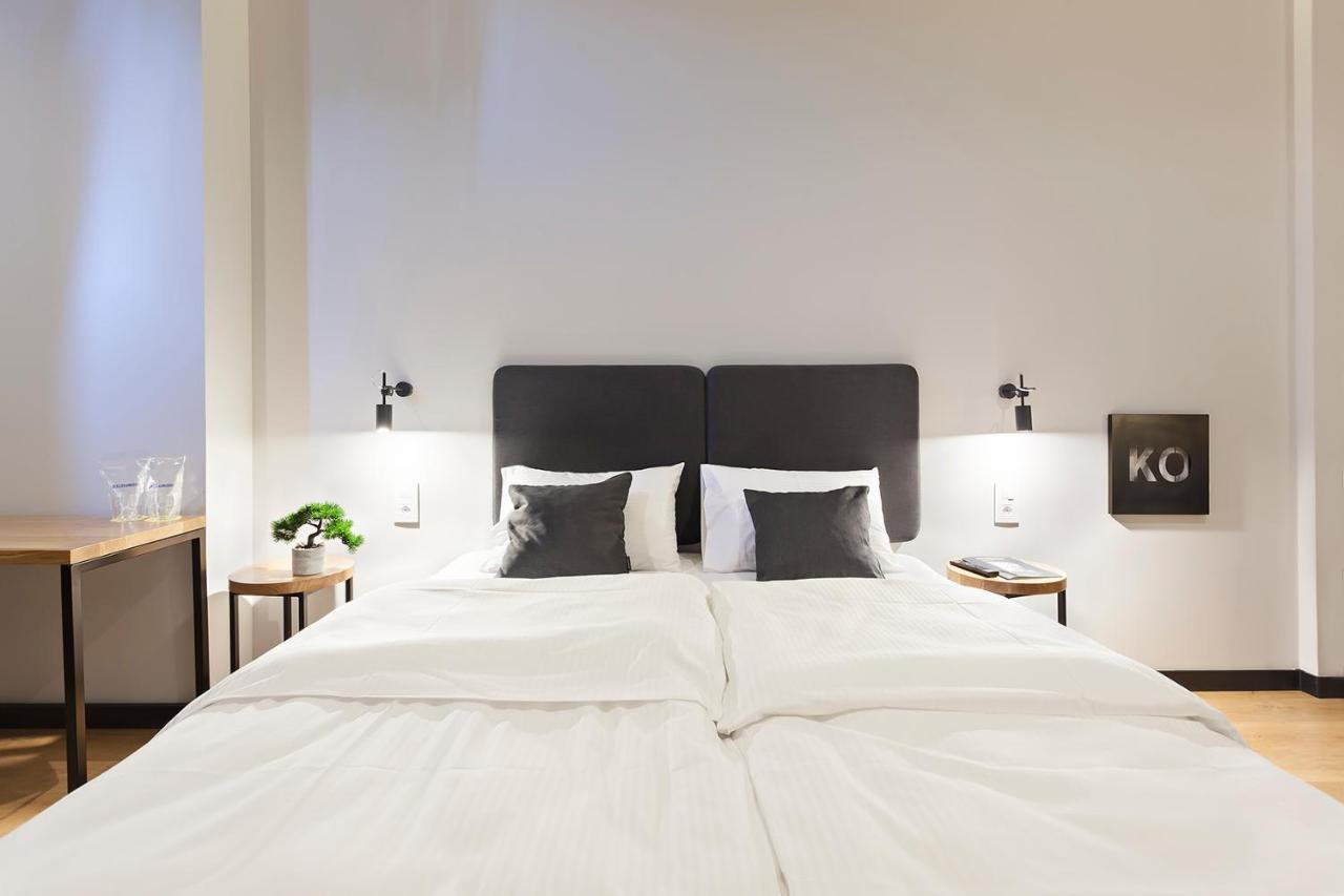 Hotel Kombinat Center 4*
