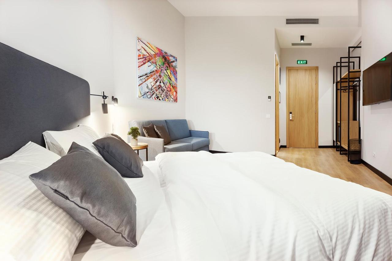 Hotel Kombinat Center 4*